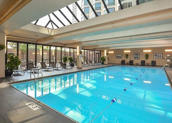 Luxury Downtown 5* Chicago